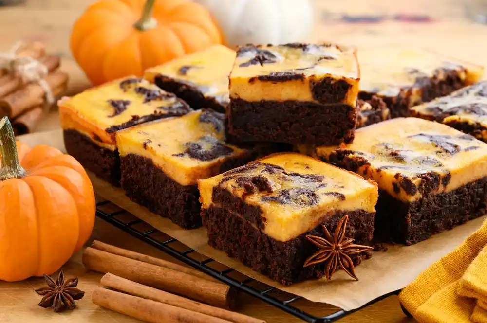 Halloween Cheesecake Bars