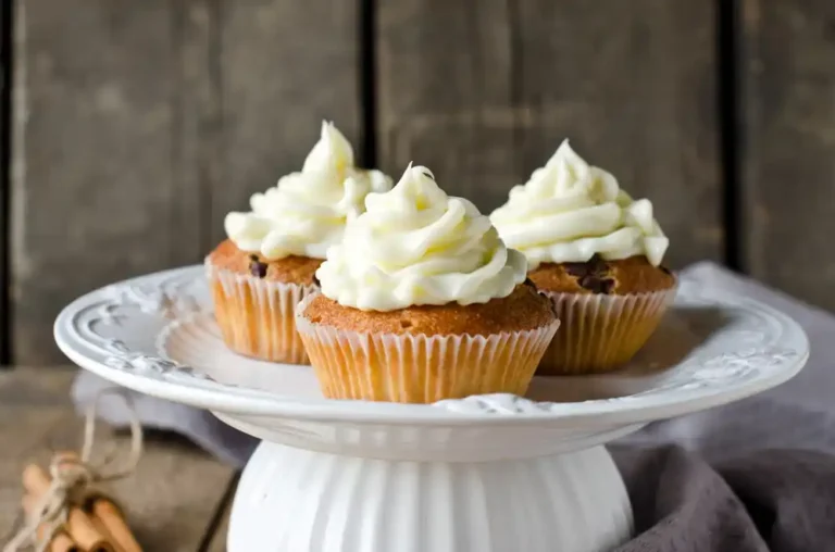 Pumpkin Muffins with Cream Cheese