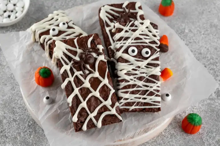 Halloween spider web brownies